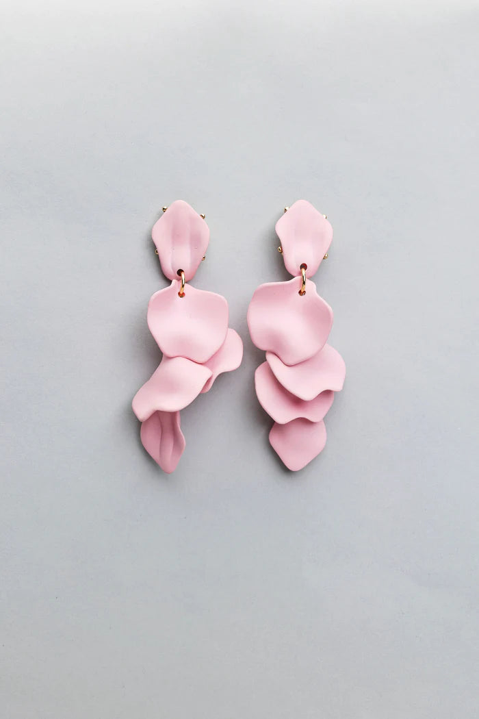 BOW19 Leaf earrings light pink