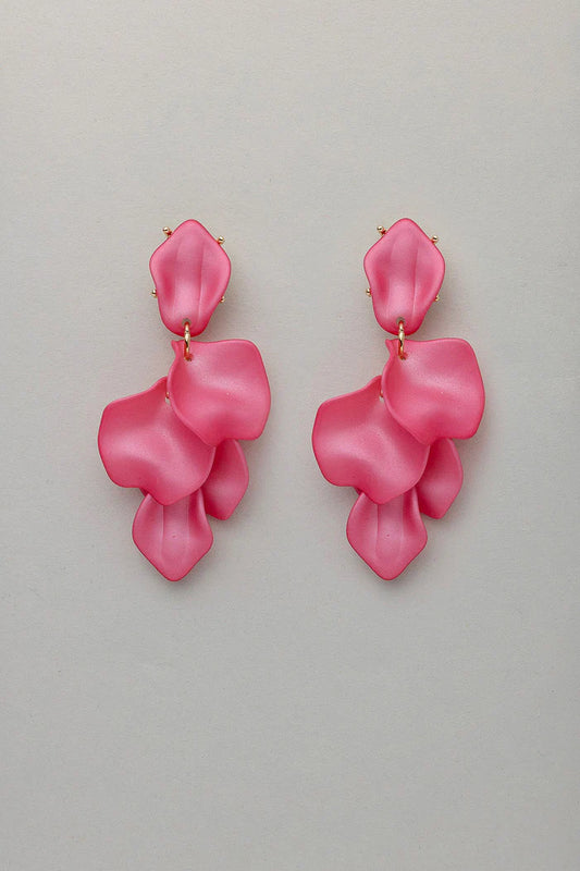 BOW19 Leaf earrings pearl